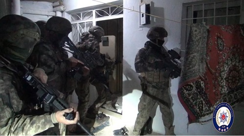 Narkotik Ekiplerimizin Bitlis Merkez, Tatvan ve Muş İlinde Yaptığı Eş Zamanlı Operasyonda 16 Şüpheli Yakalandı